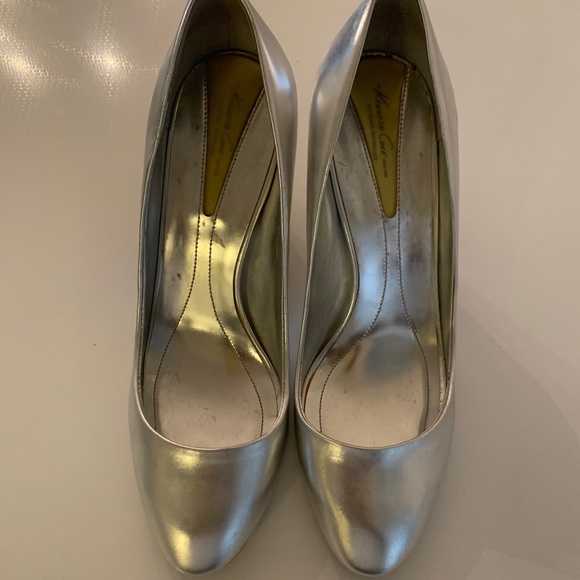 Kenneth Cole silver (leather) heels - Picture 2 of 8